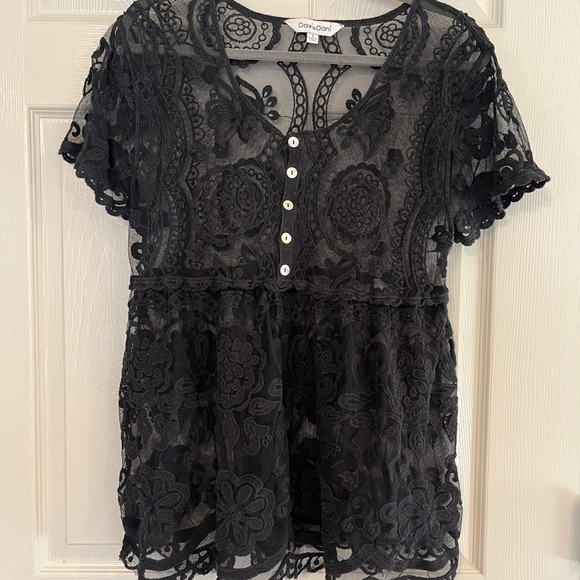 DAVI & DANI Tops - Davi & Dani Black Lace Women Top Small